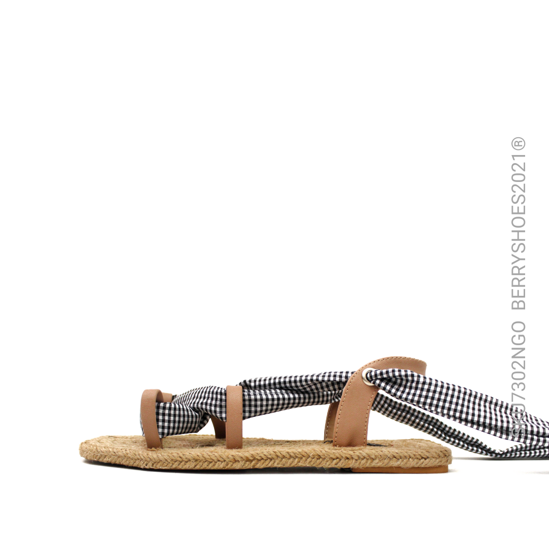 Sandalia piso listones